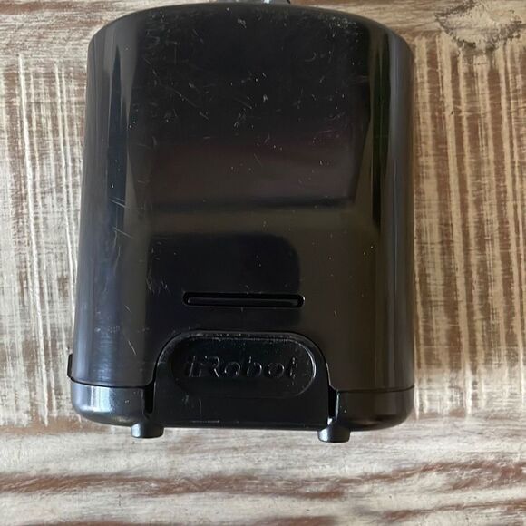 Roomba irobot wall barrier ￼ - Picture 2 of 4